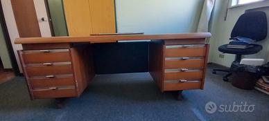 Scrivania da ufficio con 8 cassetti 180x90x76