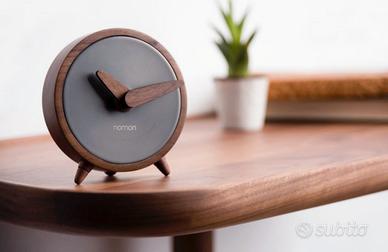 Orologio Atomo di Nomon da tavolo