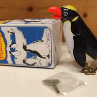 Gioco di latta Penguin  con carica a molla