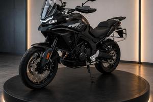 CFMOTO 700 MT ADV GUIDABILE CON PATENTE A2