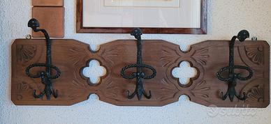 Attaccapanni in legno