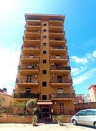 3 vani con box auto - Monreale