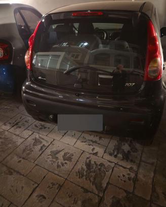 Peugeot 107 benzina automatics