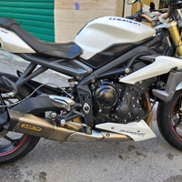 Triumph Street Triple 675