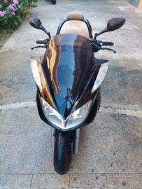 Yamaha majesty 400