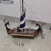 Grande nave modellino trireme greca