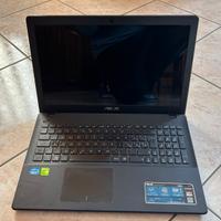 Notebook Asus F552C dimensioni 15 pollici