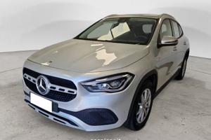 Mercedes-Benz GLA 200 d Automatic Business Extra