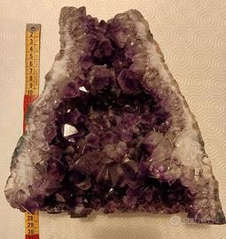 Geode drusa ametista