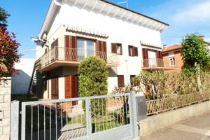 Casa Letizia trilocale 5 pax 140 m dal mare