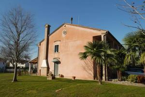 Porzione di bifamiliare a Noale (VE)