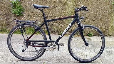 Bici touring Giant con dinamo