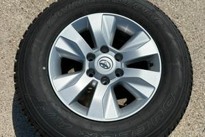 Cerchi + gomme nuove per Toyota Hylux