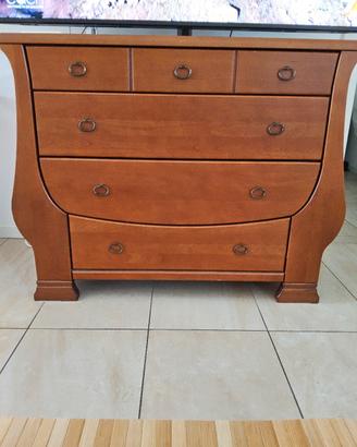 Elegante Comò in Legno Massello 