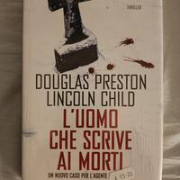 Libro : l'uomo che scrive ai morti