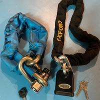 Catena e lucchetto antifurto moto