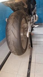 Suzuki GSR 600 - 2006