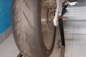 Suzuki GSR 600 - 2006