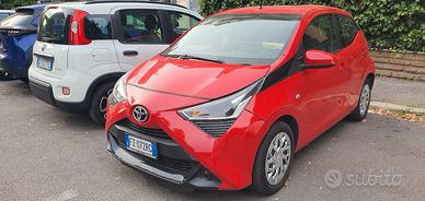Toyota Aygo Connect 1.0 VVT-I X-COOL 5P