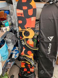 Tavola snowboard Burton più accessori