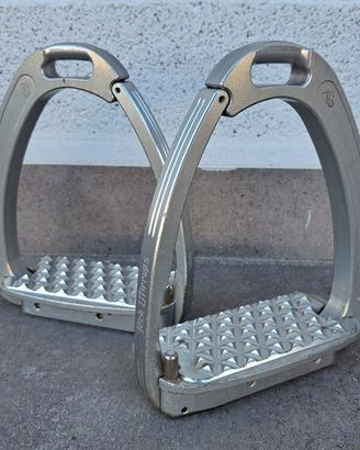 Staffe Tech Stirrups + copristaffe nuovi