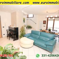 Splendido duplex con cantina garage e posto auto