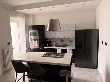 Cucina con Isola (Veneta Cucine)