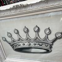 Quadro con cornice in gesso barocco.