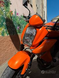 moto kavasaki ER6N del 2007