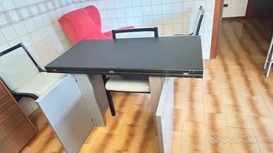 Tavolo piu sedie Frau