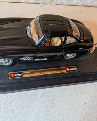 Modellino Bburago Mercedes-Benz 300 SL  scala 1/24