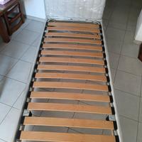 Struttura letto in ecopelle grigio chiaro 