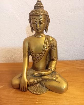 statuetta di Buddha shakyamuni