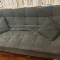 Divano letto 3 posti grigio con cuscini