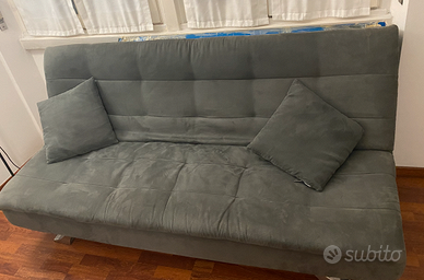 Divano letto 3 posti grigio con cuscini