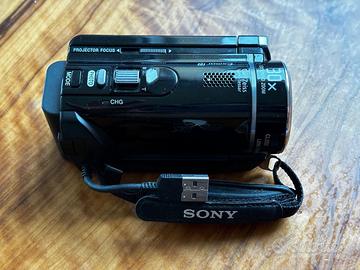Videocamera sony handycam pj200 con proiettore