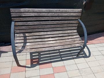 Panca da giardino 