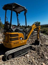 MINIESCAVATORE CAT 301.7D CR