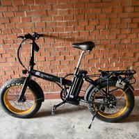 Fat bike elettrica bicicletta