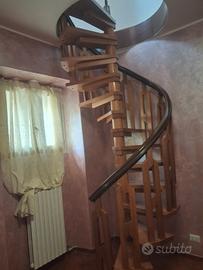 Vendita interna. Ottomo condizio