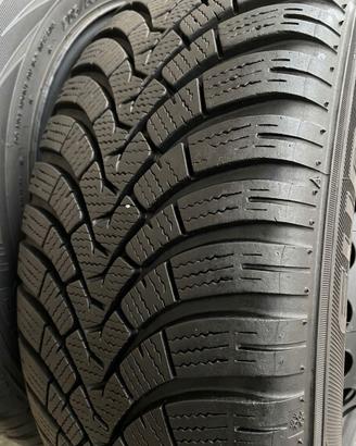 Gomme pneumatici ruote invernali 205 55 R 16