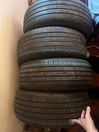 Pneumatici Goodyear 215/55/17 98W