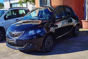 Lancia Ypsilon 1.0 FireFly HY Gold
