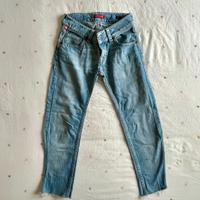 Jeans vita bassa Indian Rose modello Alissa