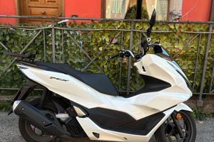 honda pcx 125
