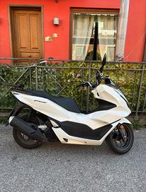 honda pcx 125