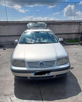 RICAMBI USATI AUTO VOLKSWAGEN Bora Berlina AUS Bif