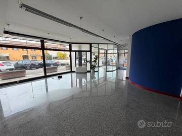 Immobile di 300 m² con più di 5 locali a Treviso