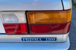 Autovettura lancia prisma 1300