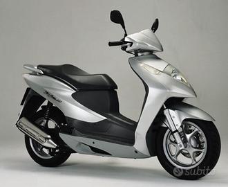 Sella Honda Dylan 150